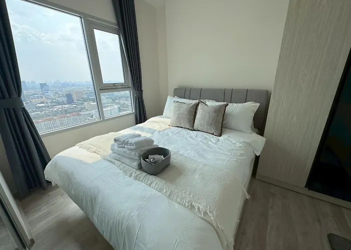 Apartment High Floor Luxury With Great Views *